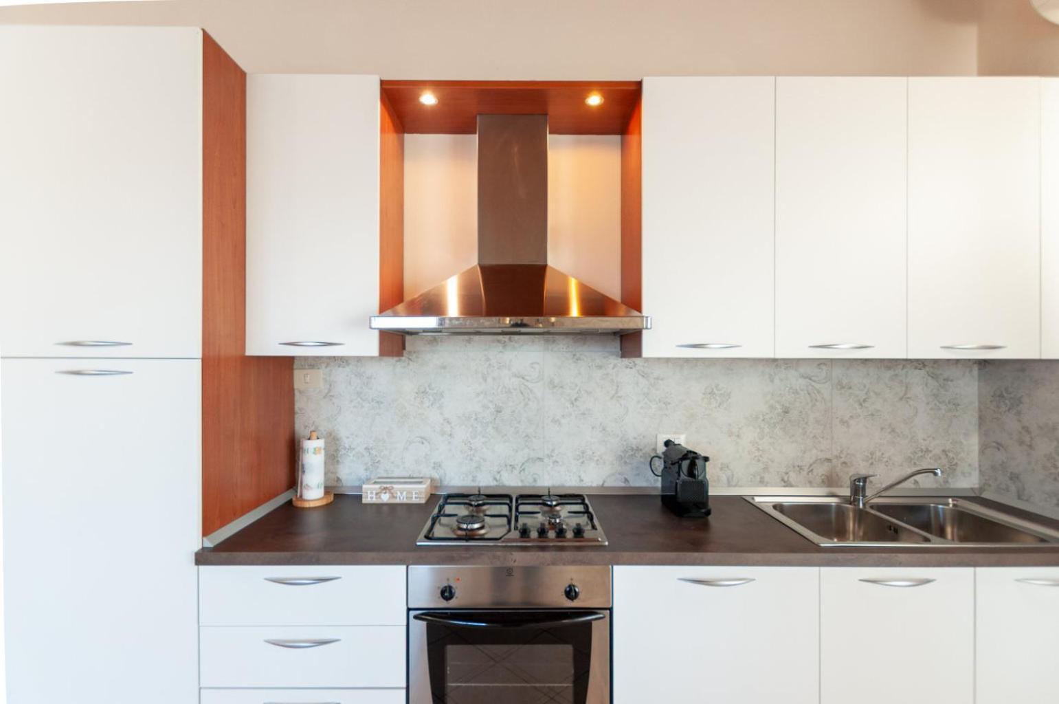 Dora'S Apartment Desenzano del Garda Extérieur photo